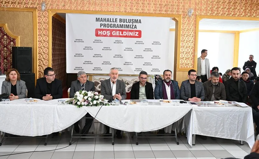 Isparta Belediye Başkanı Şükrü Başdeğirmen, Anadolu Mahallesinde uygulanması planlanan Kentsel