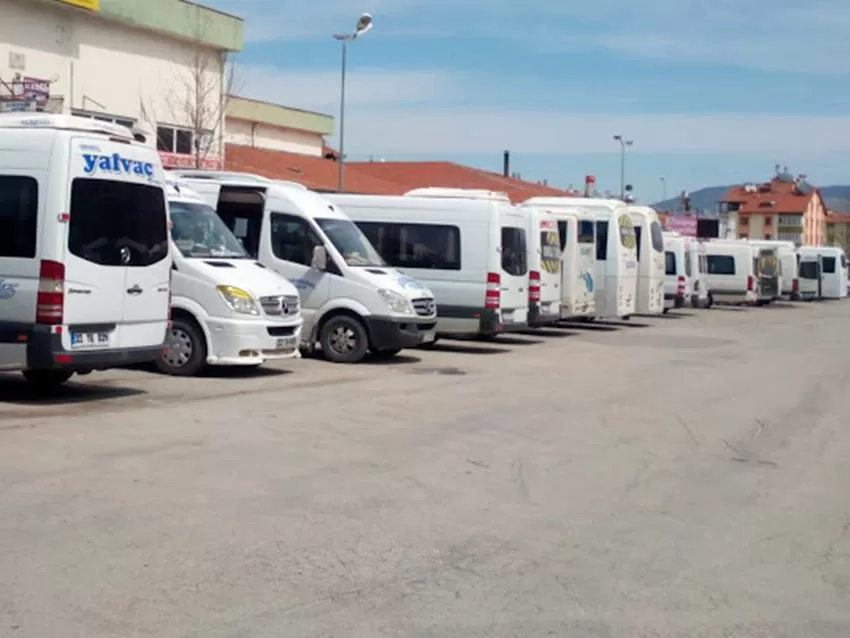 Isparta Köy Garajı’ndan kent genelindeki birçok ilçeye sefer düzenleyen otobüs