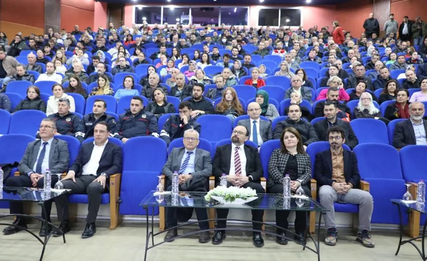 Isparta Süleyman Demirel Üniversitesi’nde, yangın güvenliği bilincini artırmak amacıyla “Binalarda